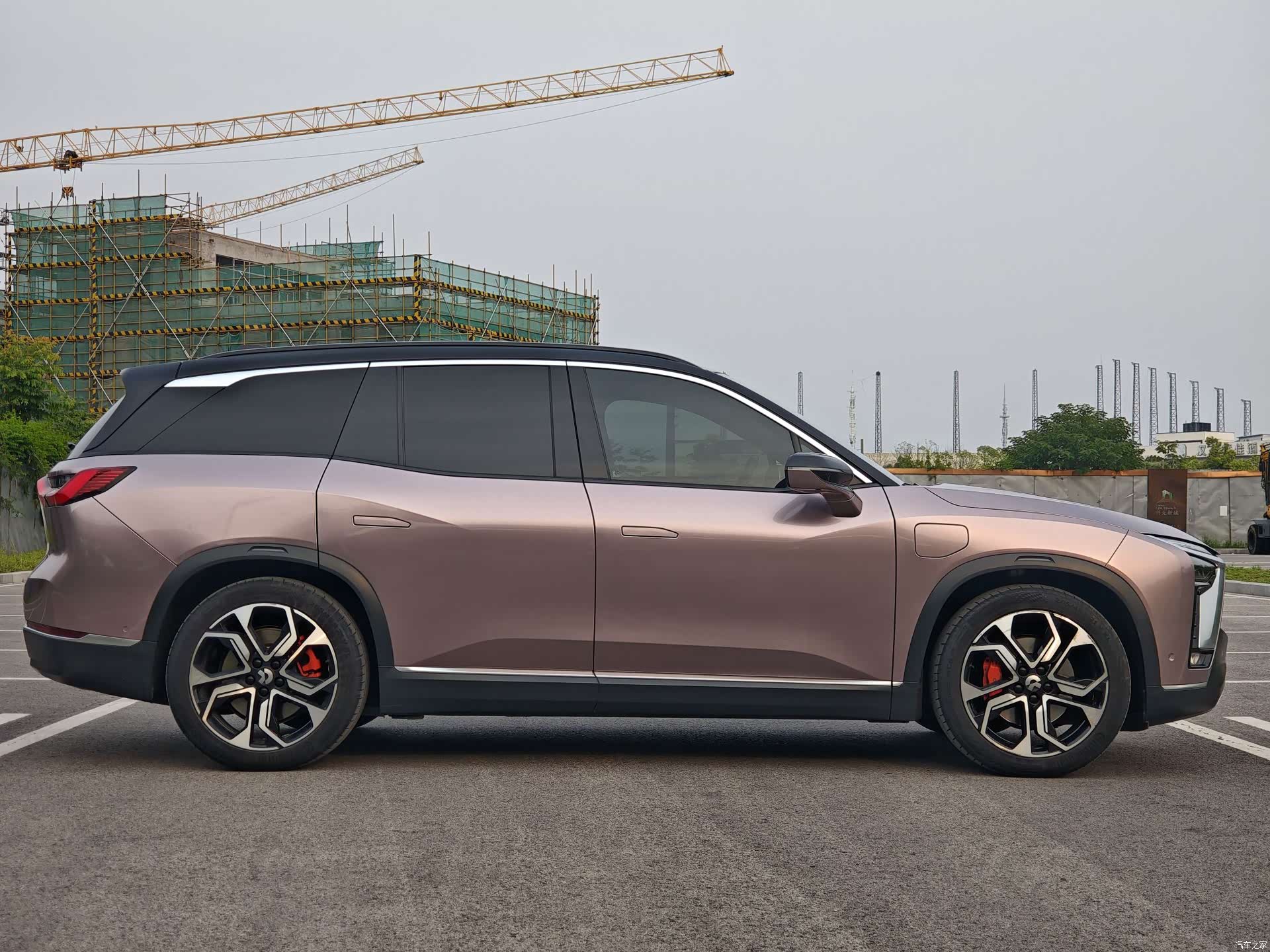 NIO ES8, 2022 2