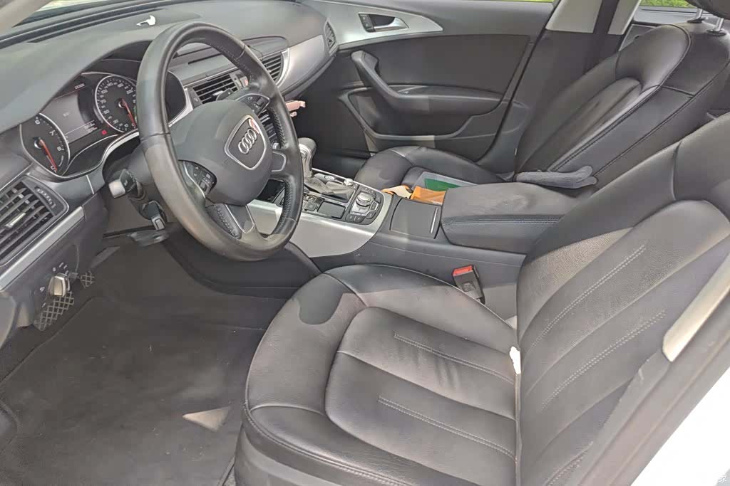 Audi A6L, 2015 9