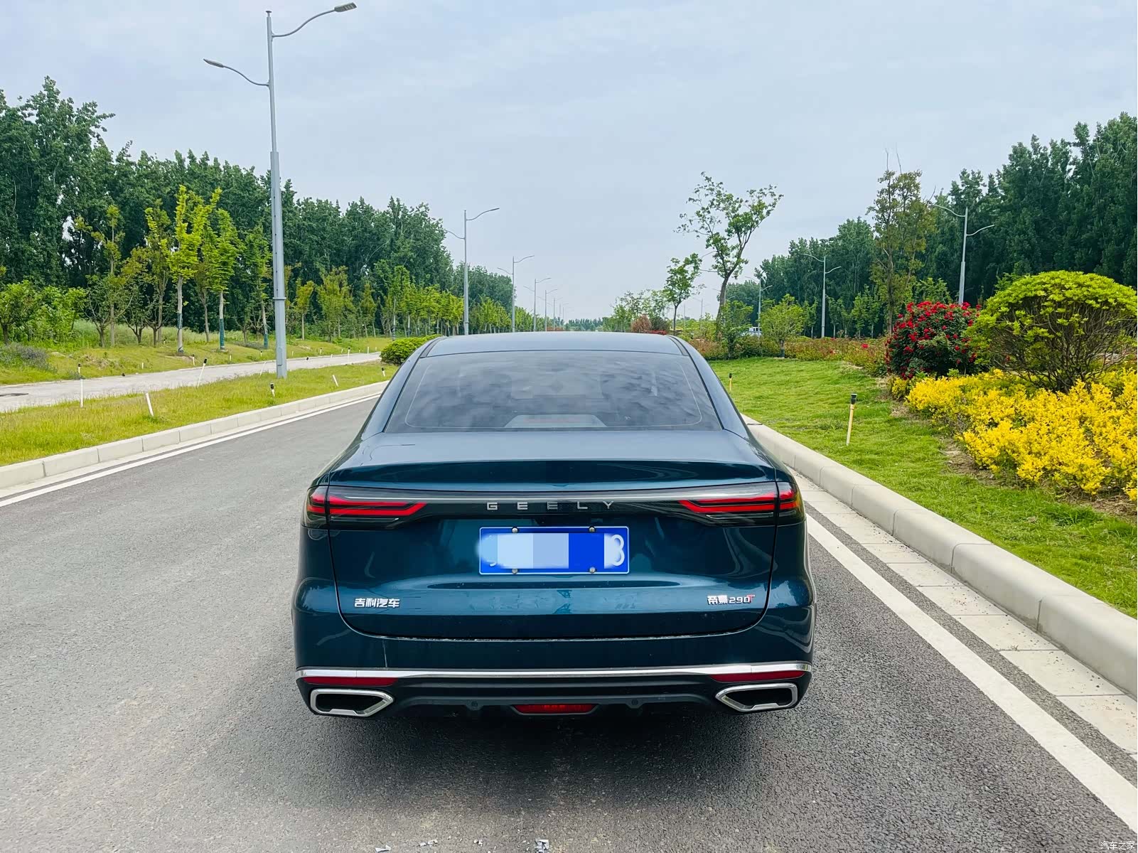 Geely Emgrand, 2026 9