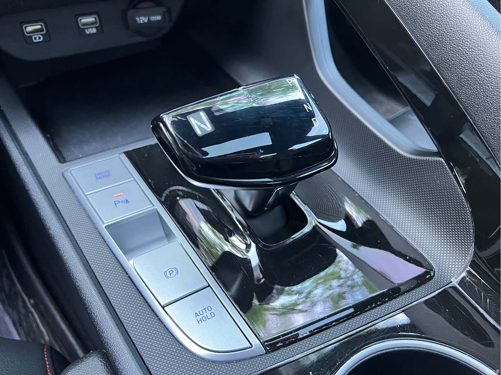 Hyundai Elantra, 2022 13