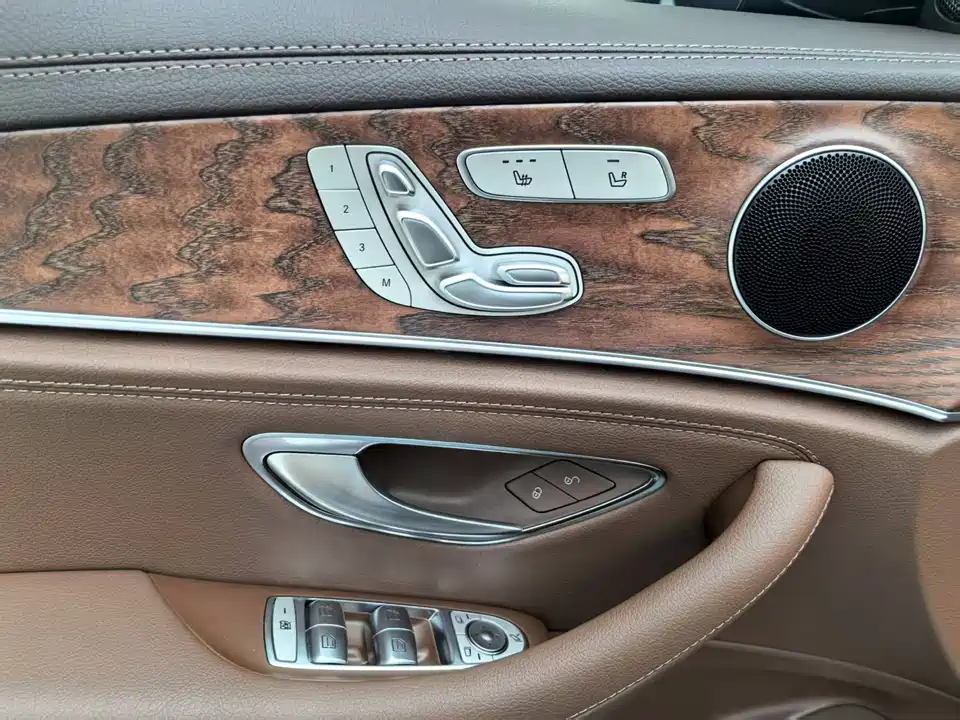 Mercedes-Benz E-class Mercedes-Benz E-class