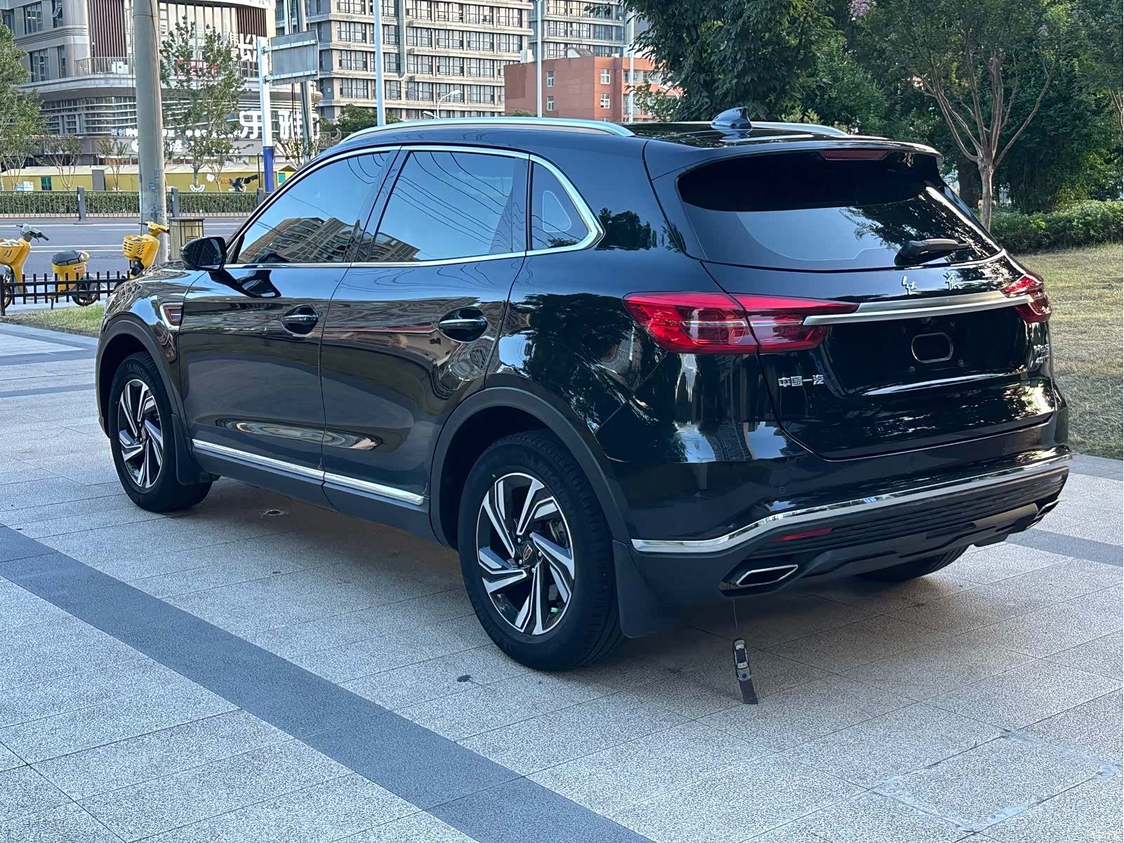 Hongqi HS5, 2023 6