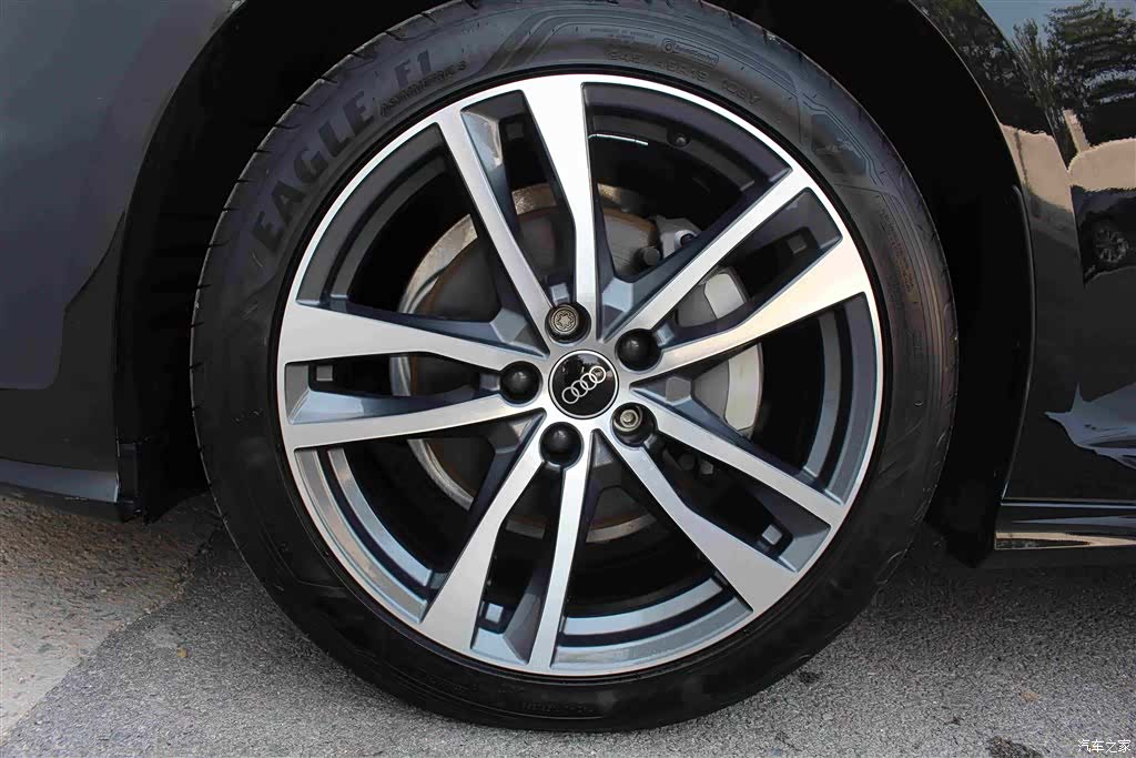 Audi A6L, 2024 13