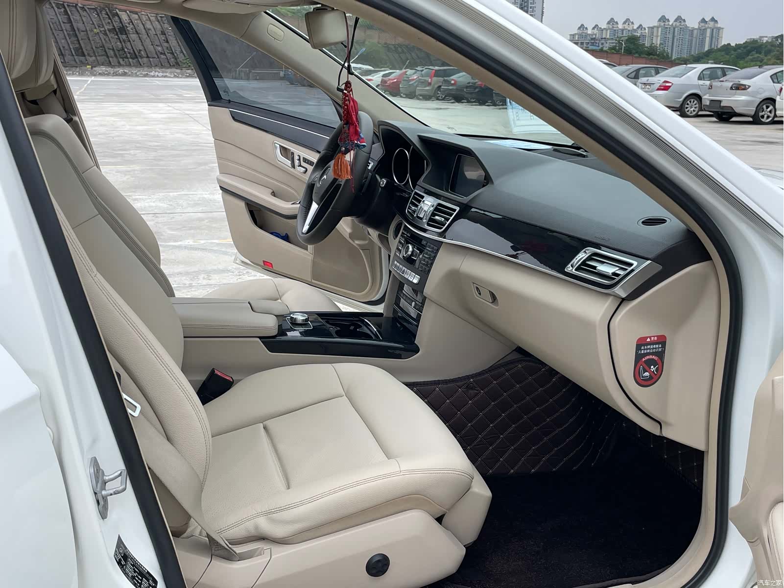 Mercedes-Benz E-Class, 2014 10