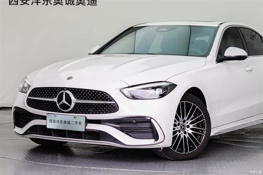 Mercedes-Benz C-Class, 2023 18