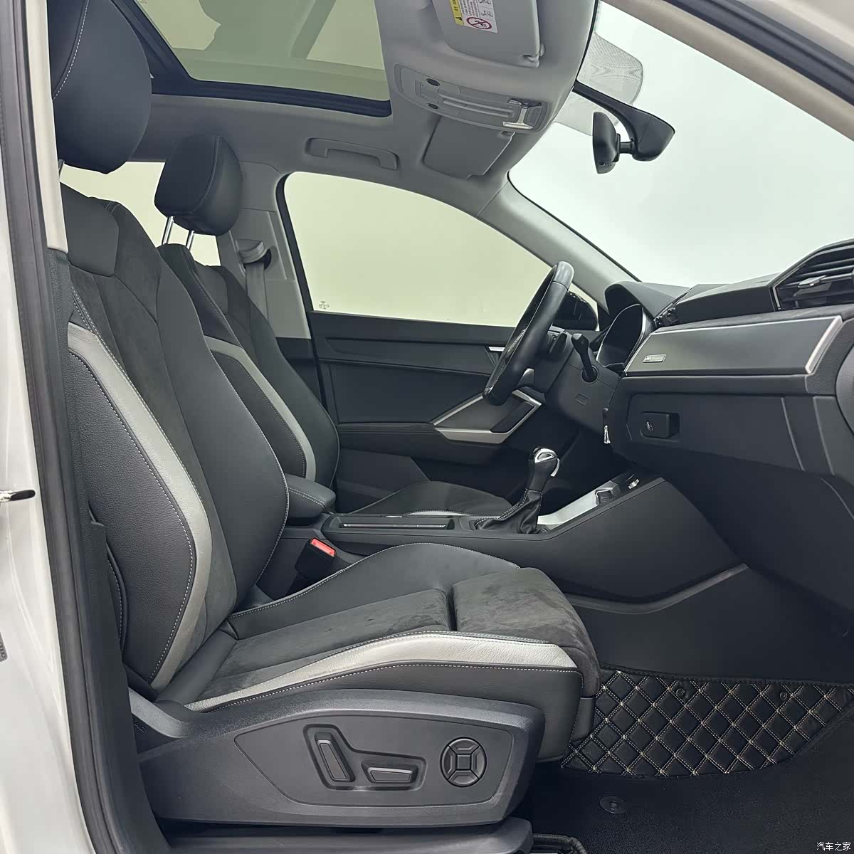 Audi Q3, 2022 9