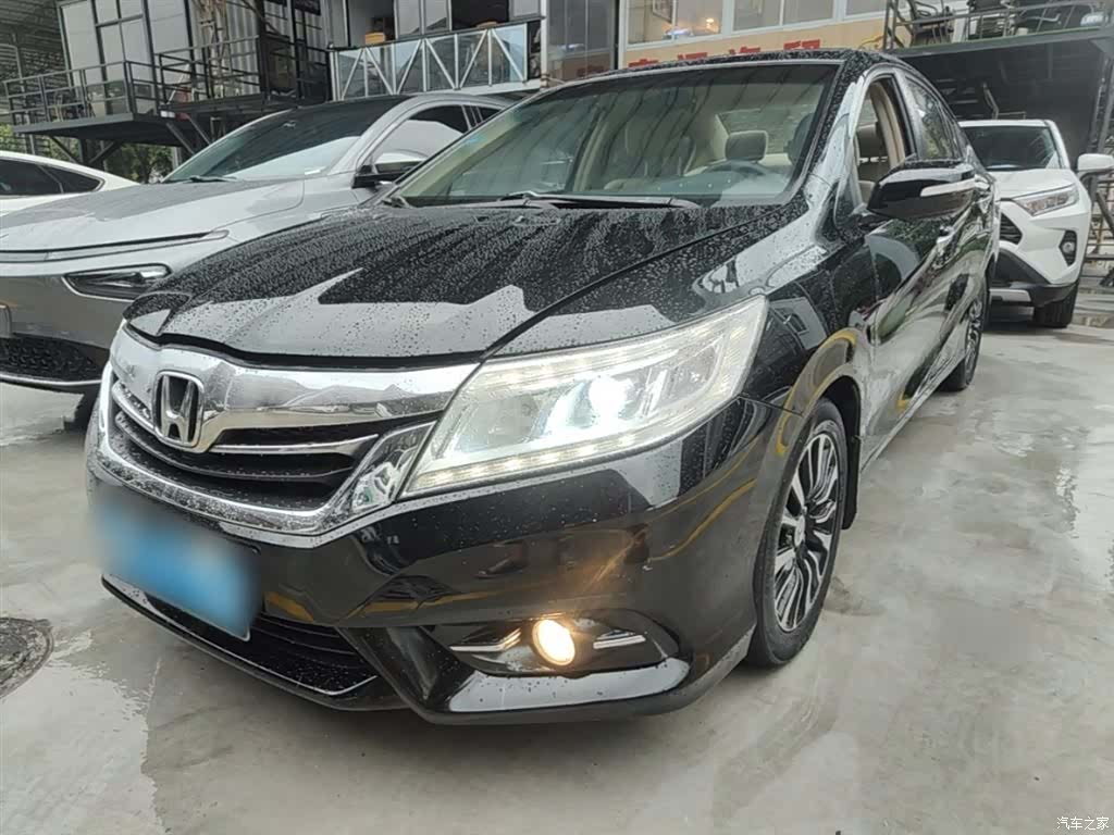 Honda Crider, 2015 1