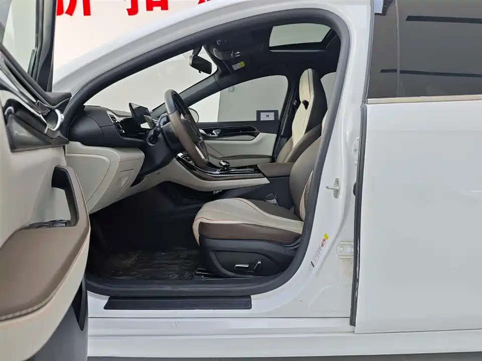 BYD Qin Yuan BYD Qin Yuan
