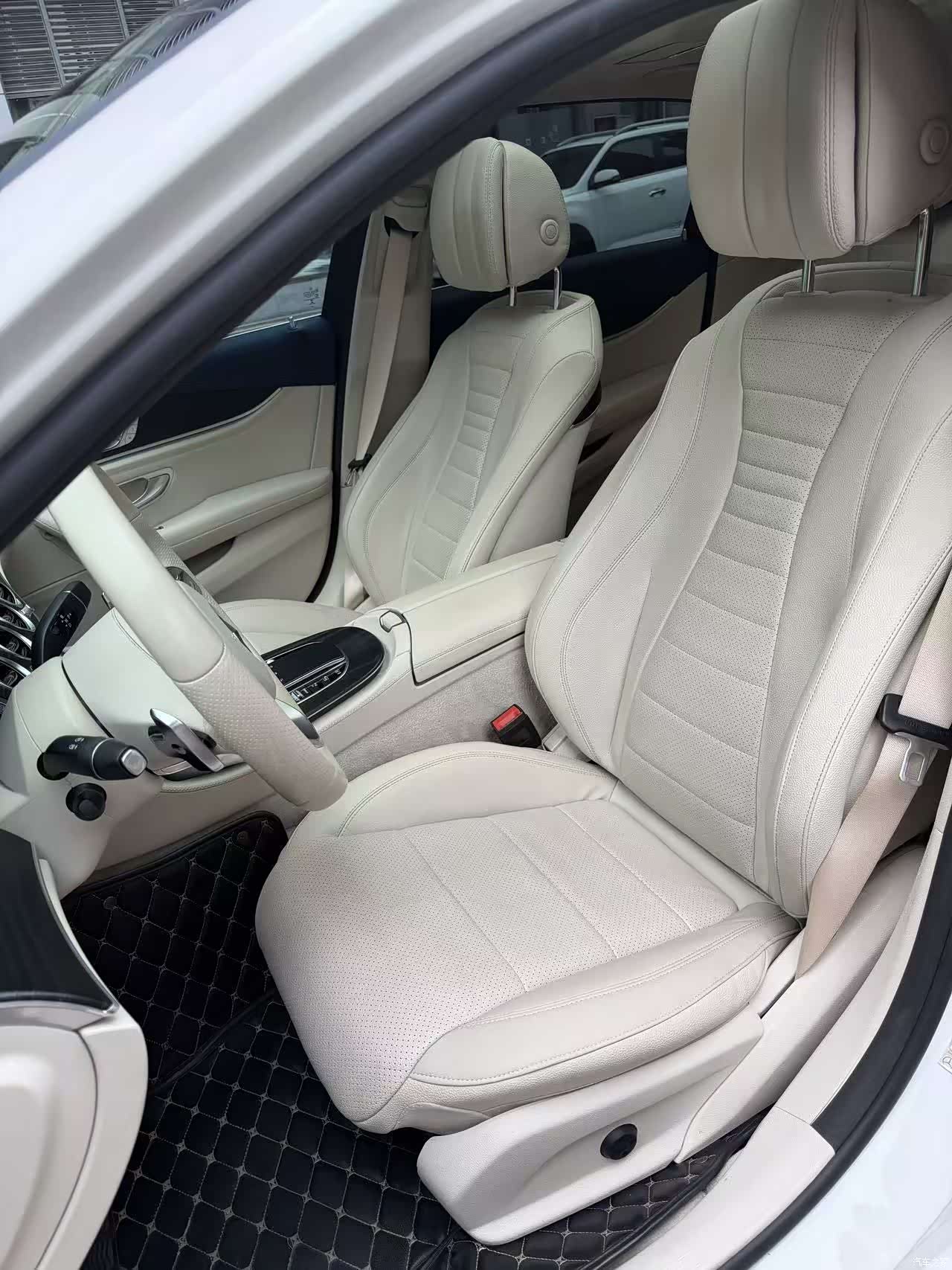 Mercedes-Benz E-Class, 2020 все фото