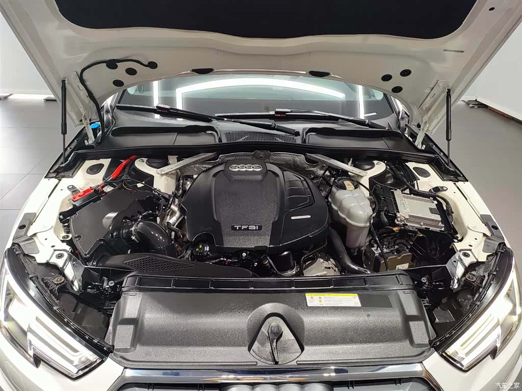 Audi A4L, 2020 8