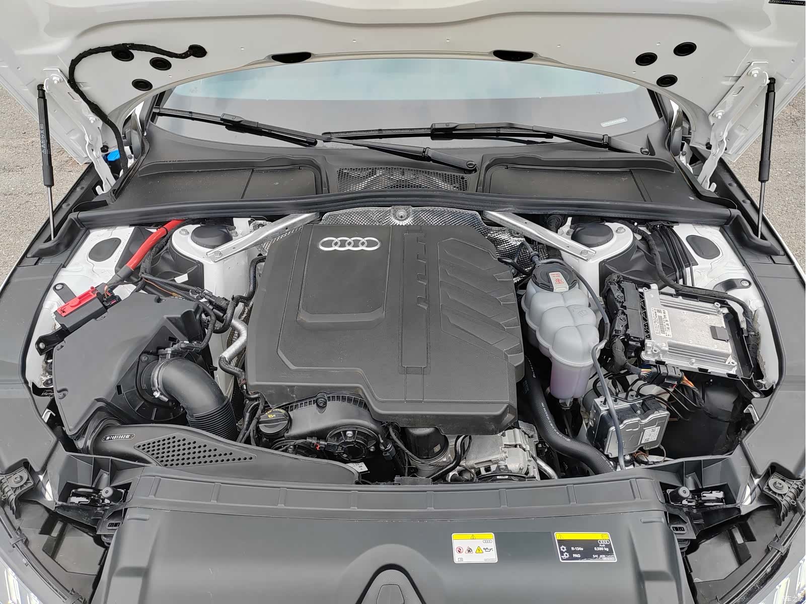 Audi A4L, 2025 13