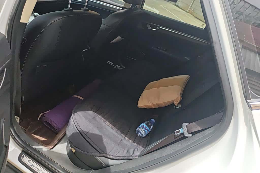 Geely Emgrand, 2017 11