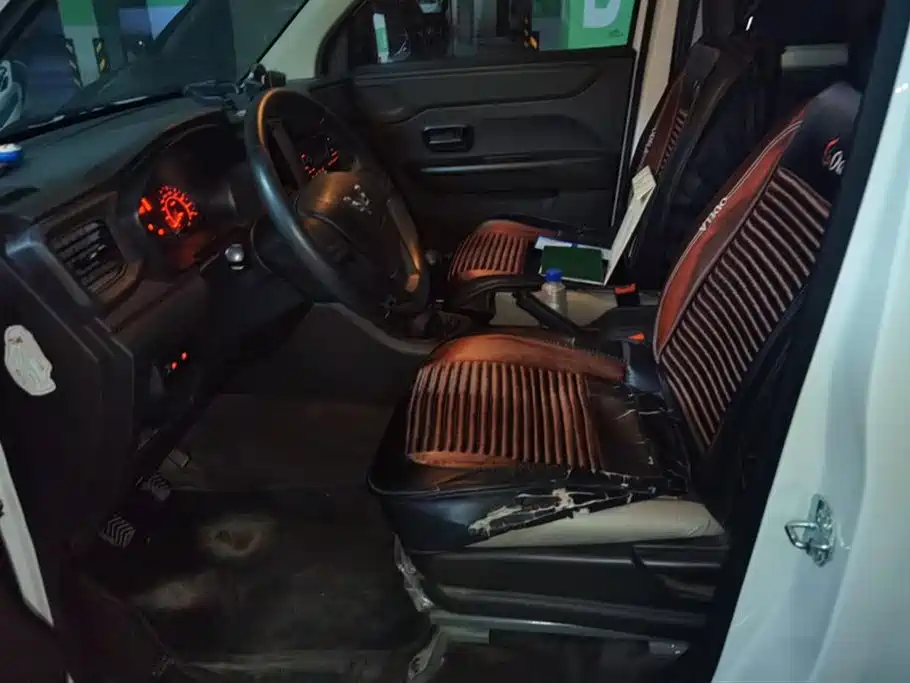 Wuling Wuling Hongguang V