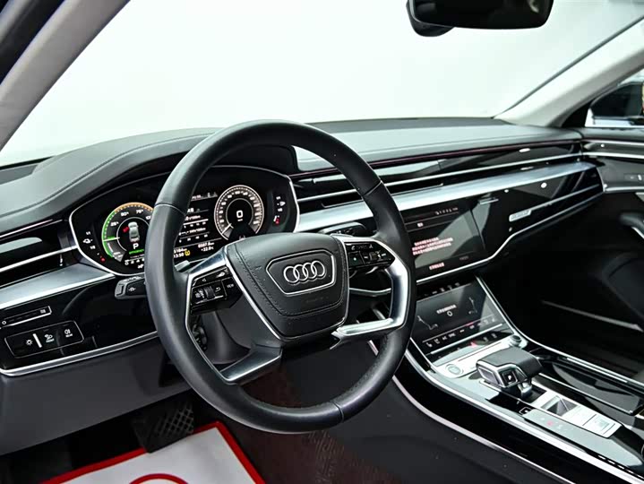 Audi A8 xin neng yuan 2022 A8 L 60 TFSIe quattro dian cang ban