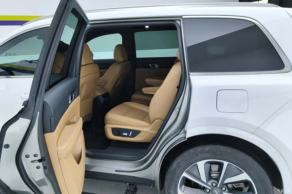 Li Auto ONE, 2022 11