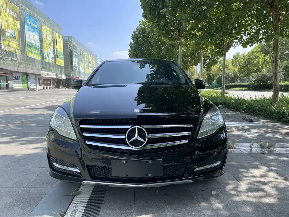 Mercedes-Benz R-class
