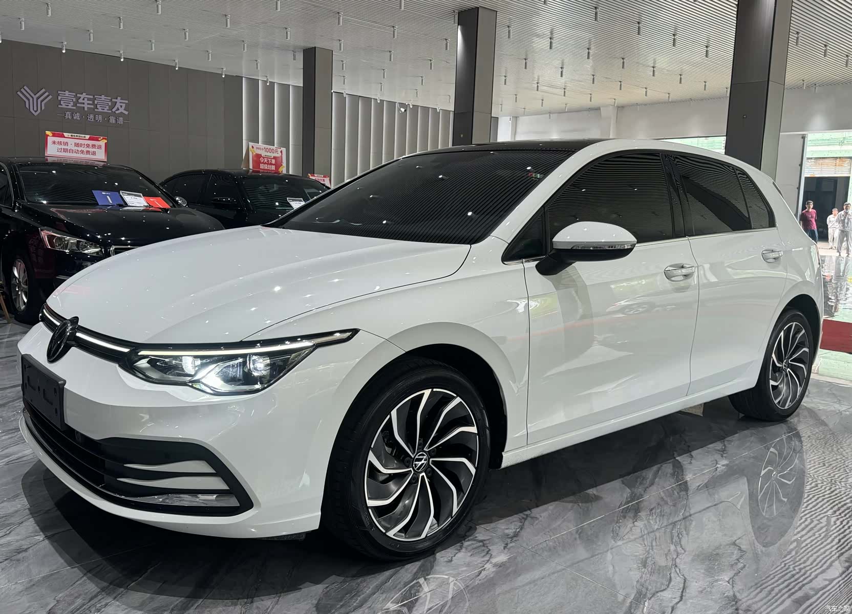 Volkswagen Golf, 2023 1