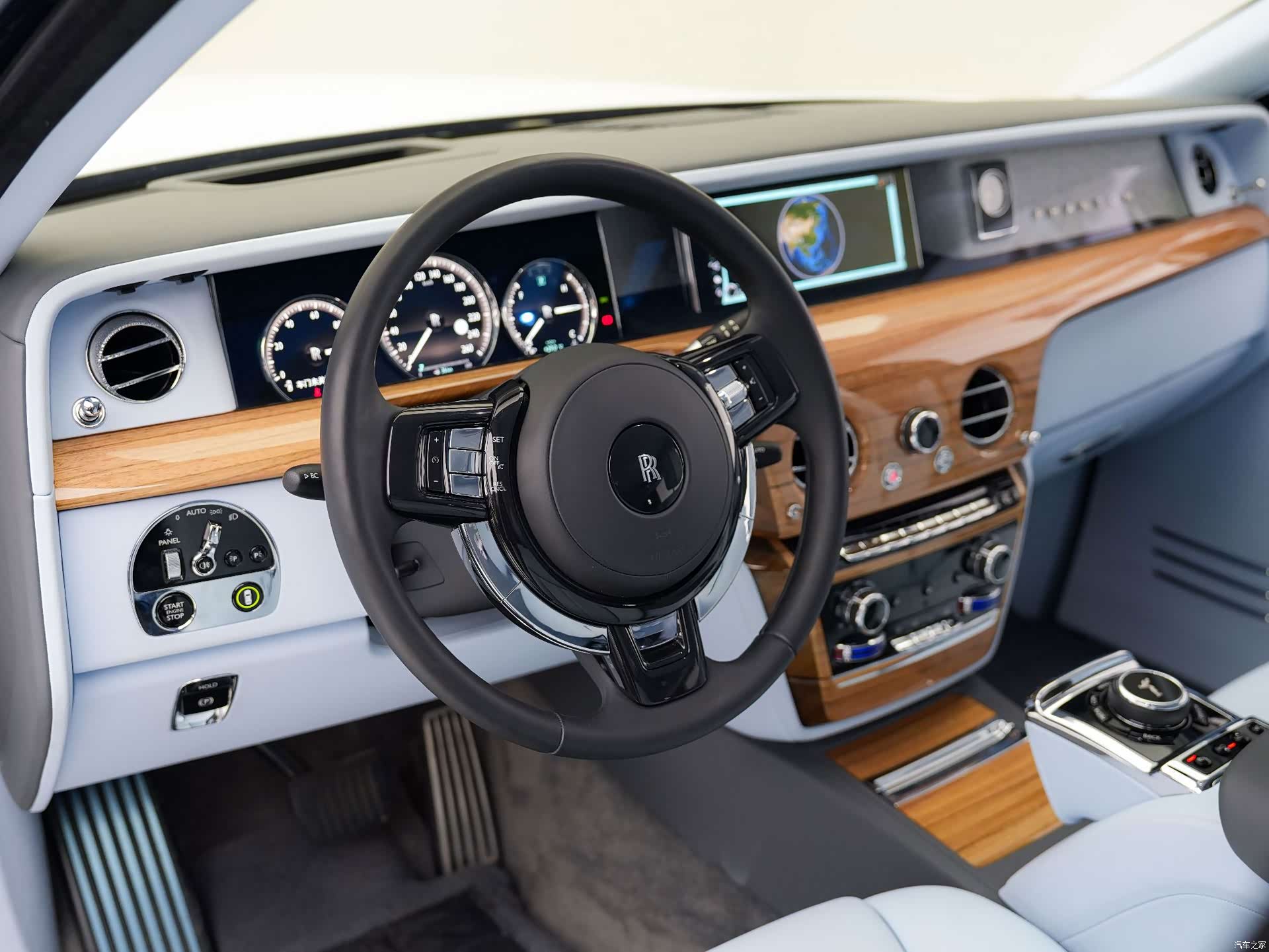 Rolls-Royce Phantom, 2020 26