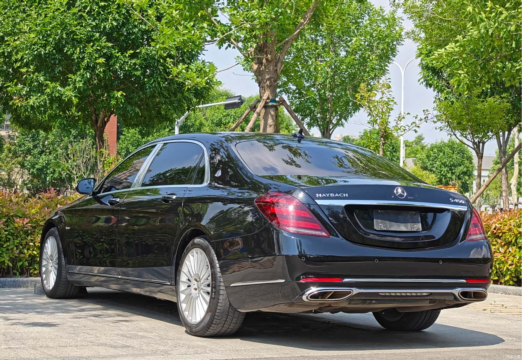 Maybach S-Class, 2019 9