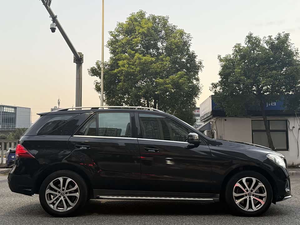 Mercedes-Benz GLE