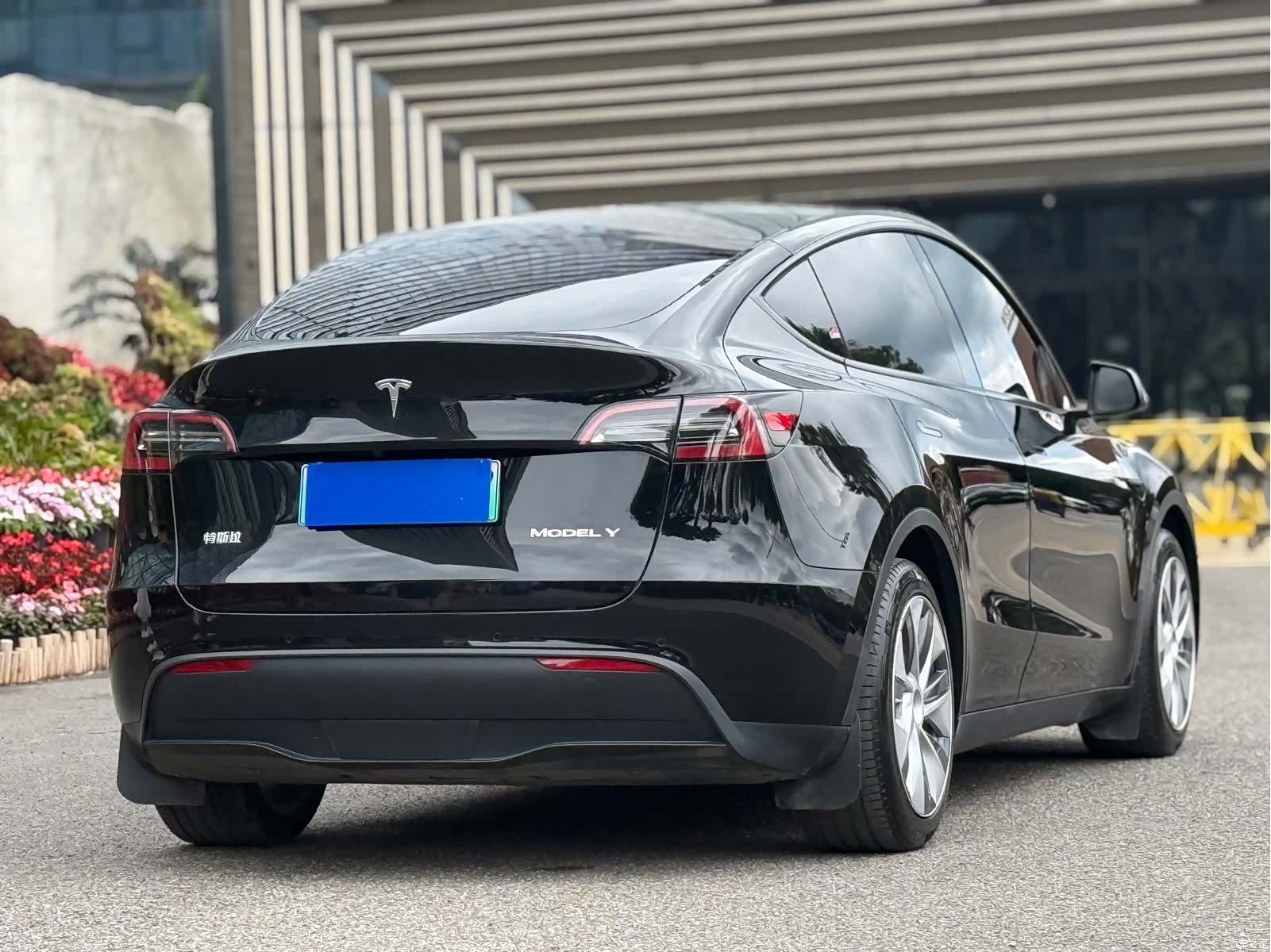 Tesla Model Y, 2021 8