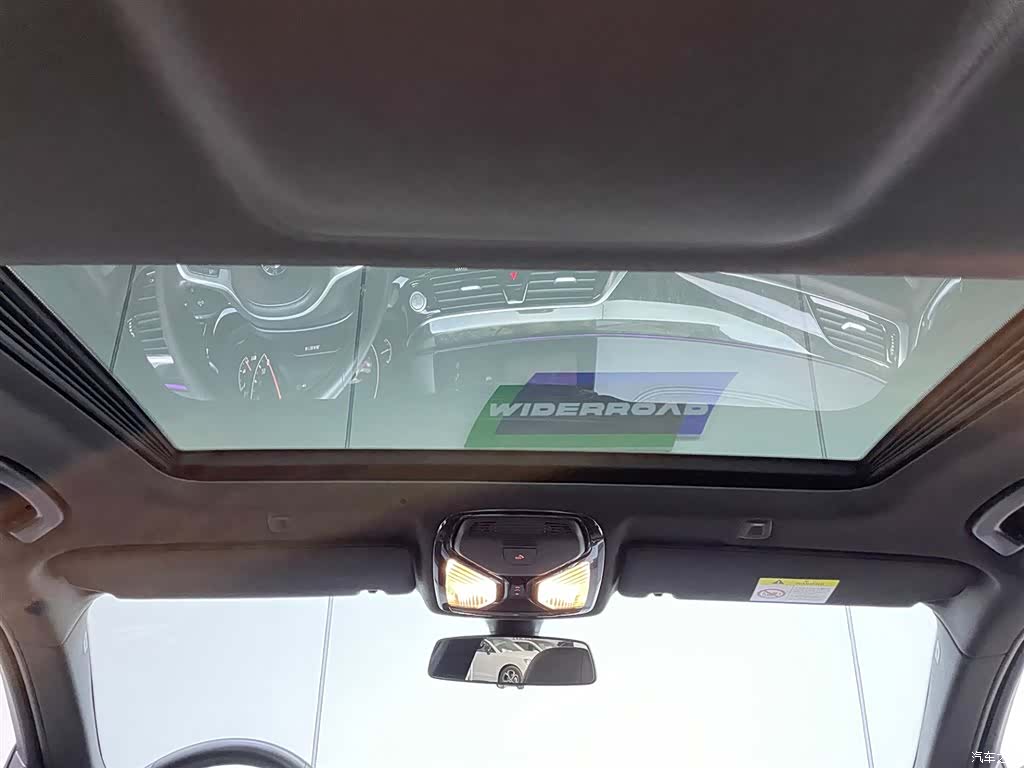 BMW 5 Series, 2019 23