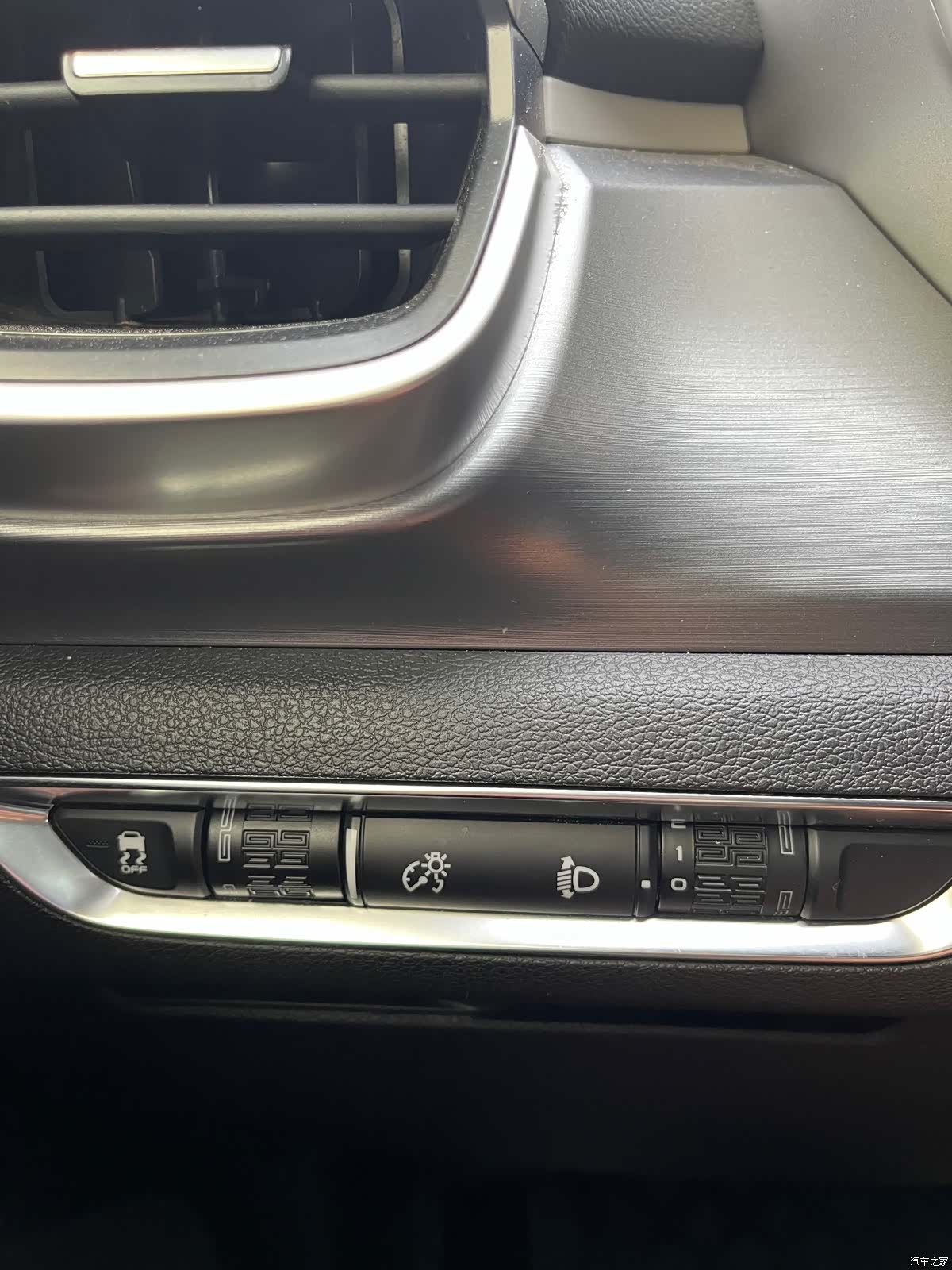 Geely Coolray, 2020 14