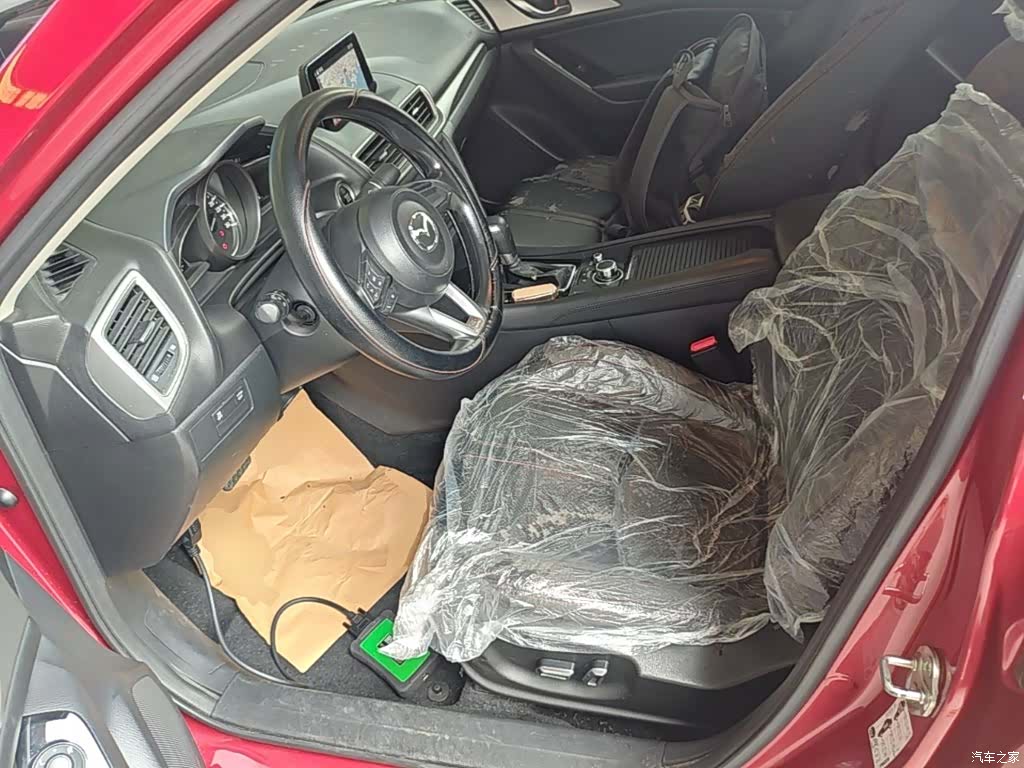 Mazda Mazda3, 2017 15