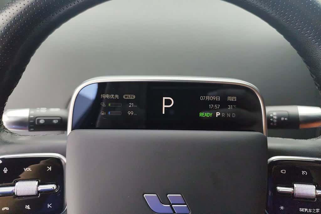 Li Auto L6, 2025 14
