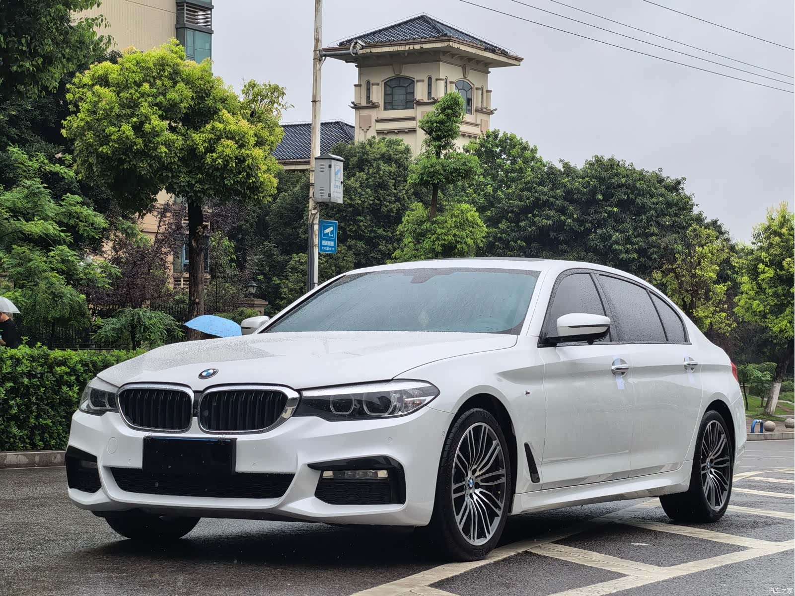 BMW 5 Series, 2017 1