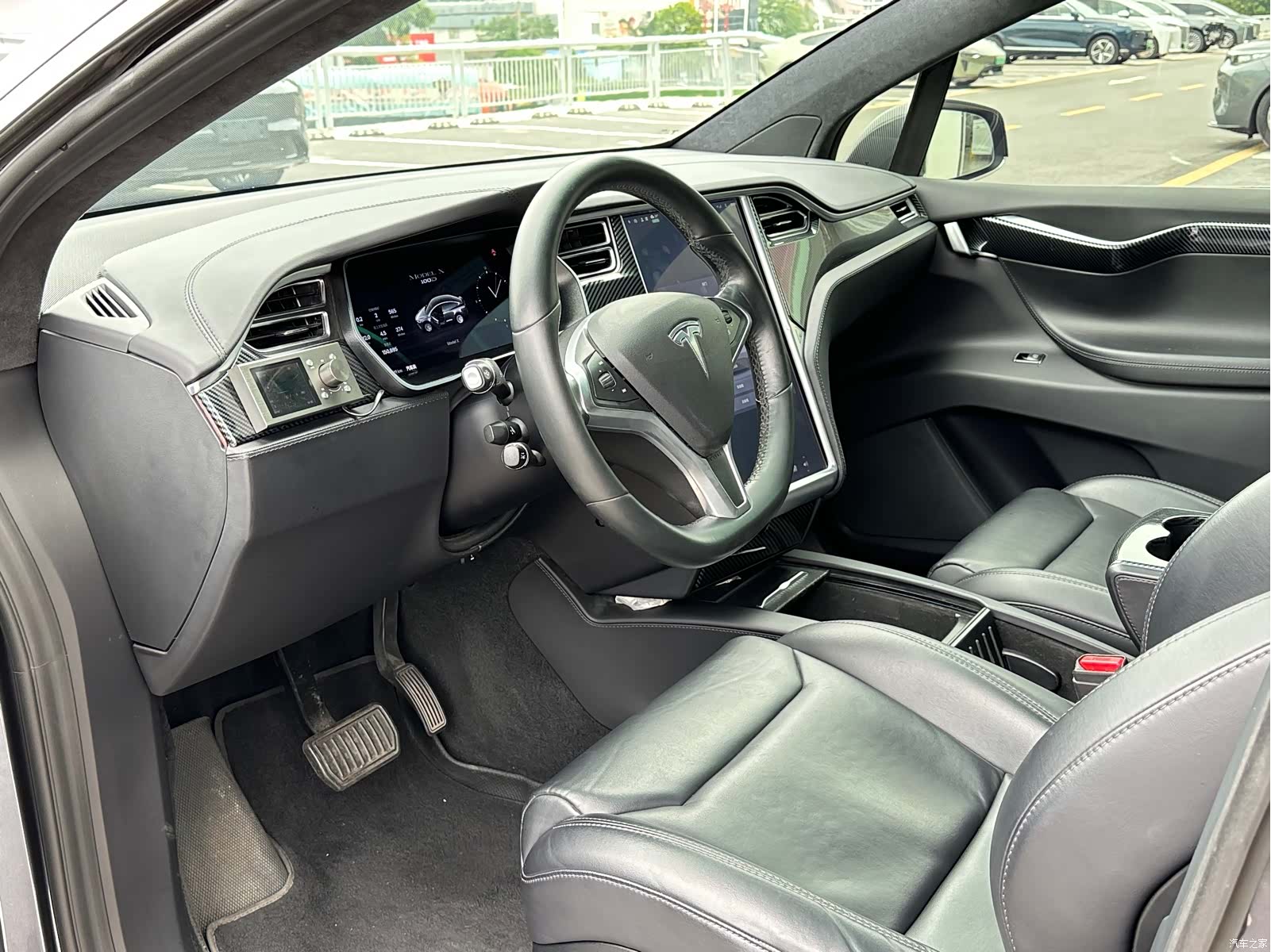 Tesla Model X, 2018 4