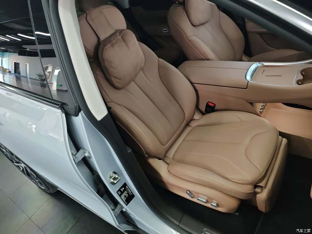 Leapmotor C11, 2025 25