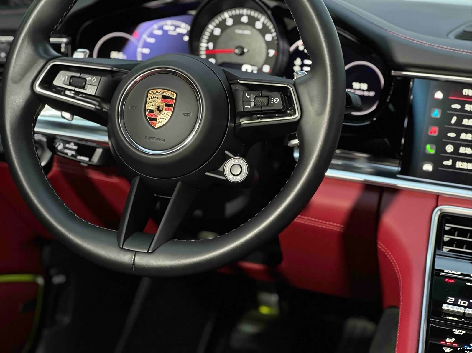 Porsche Panamera, 2023 16