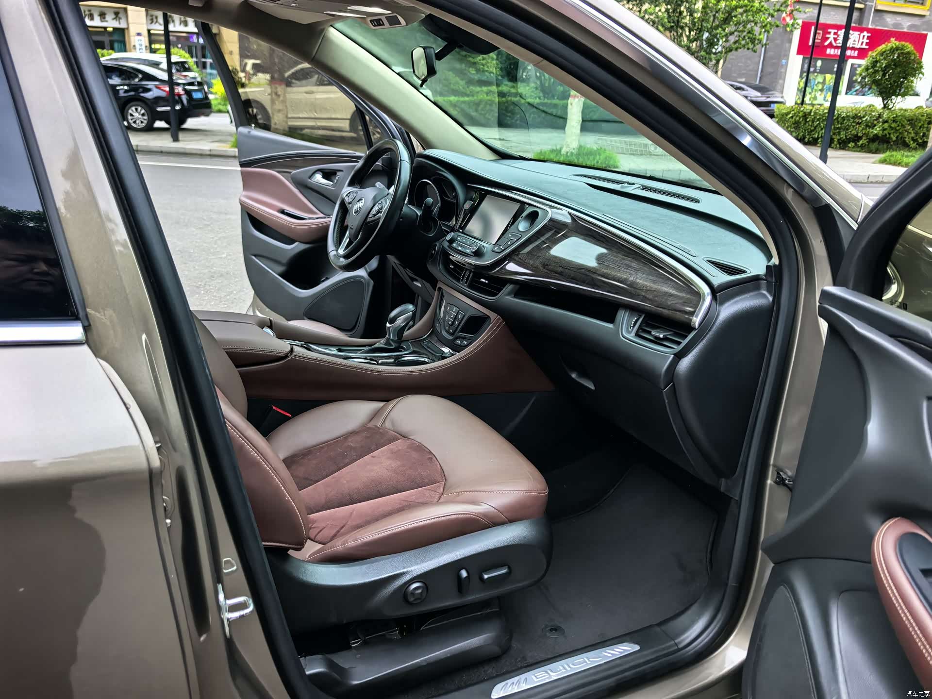 Buick Envision Plus, 2017 9