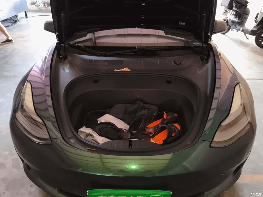 Tesla Model 3, 2021 11