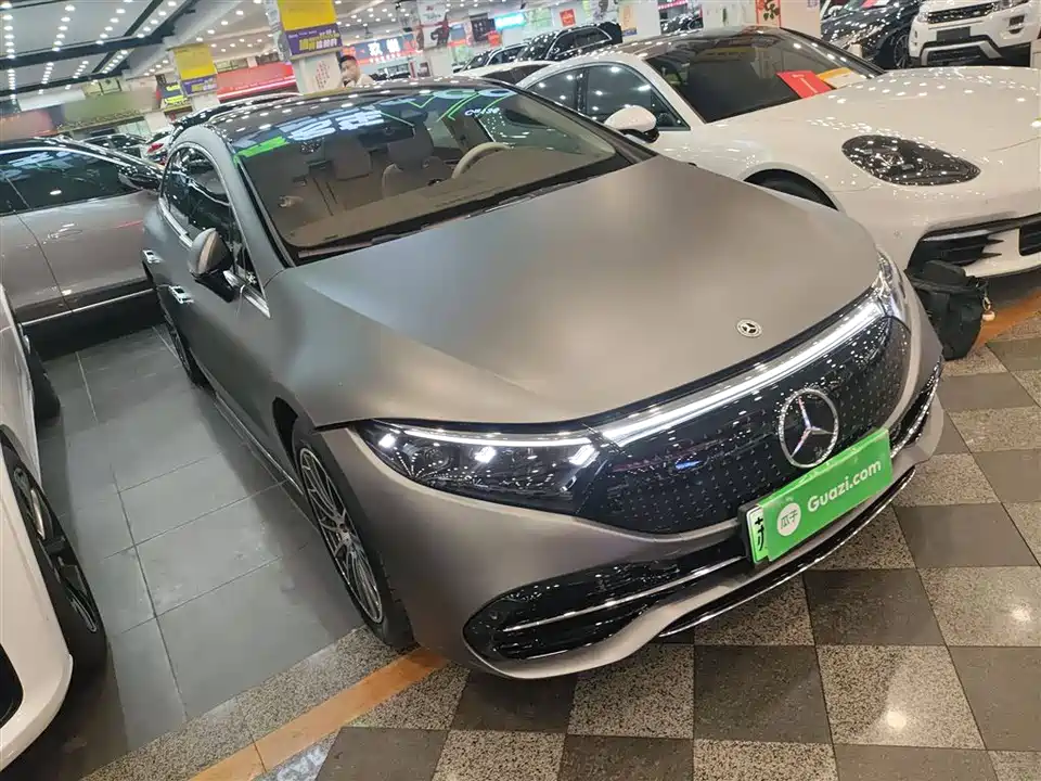 Mercedes-Benz EQS
