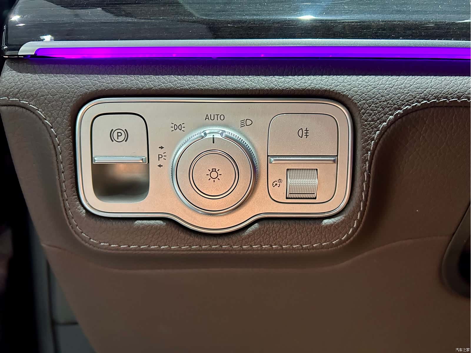 Mercedes-Benz GLS, 2023 21
