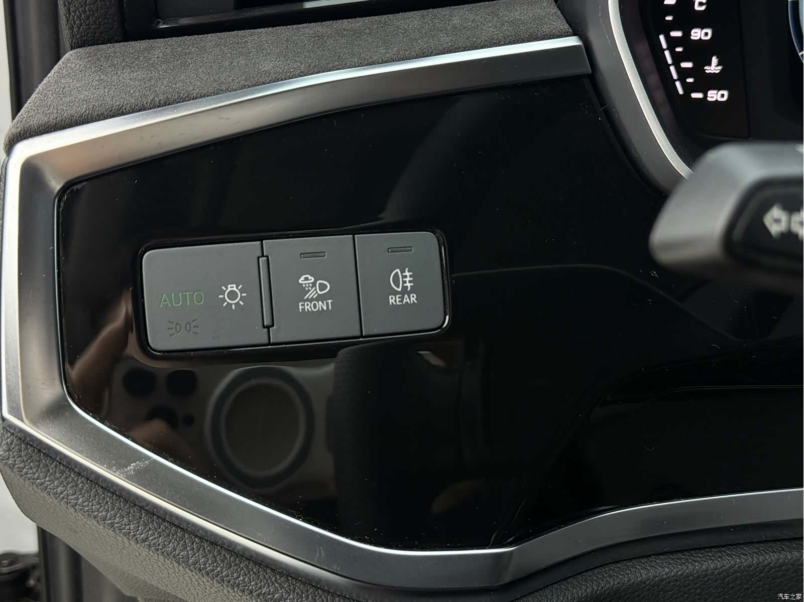 Audi Q3, 2021 12