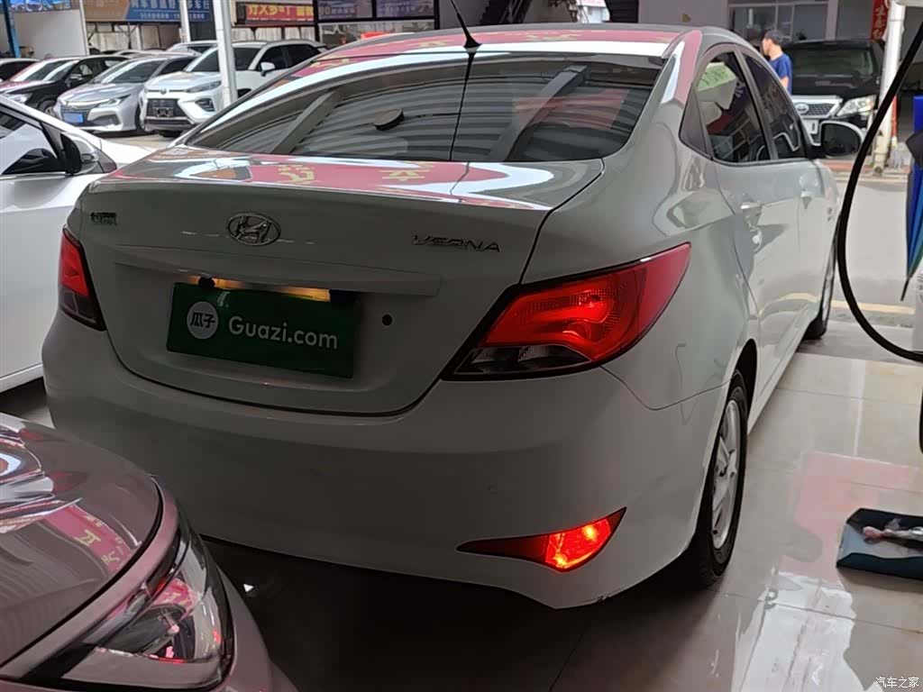 Hyundai GLS, 2014 6