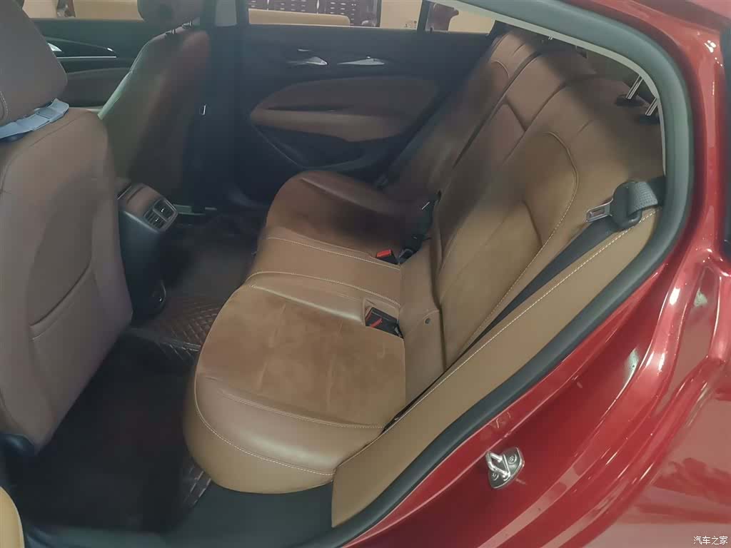 Buick Regal, 2018 13