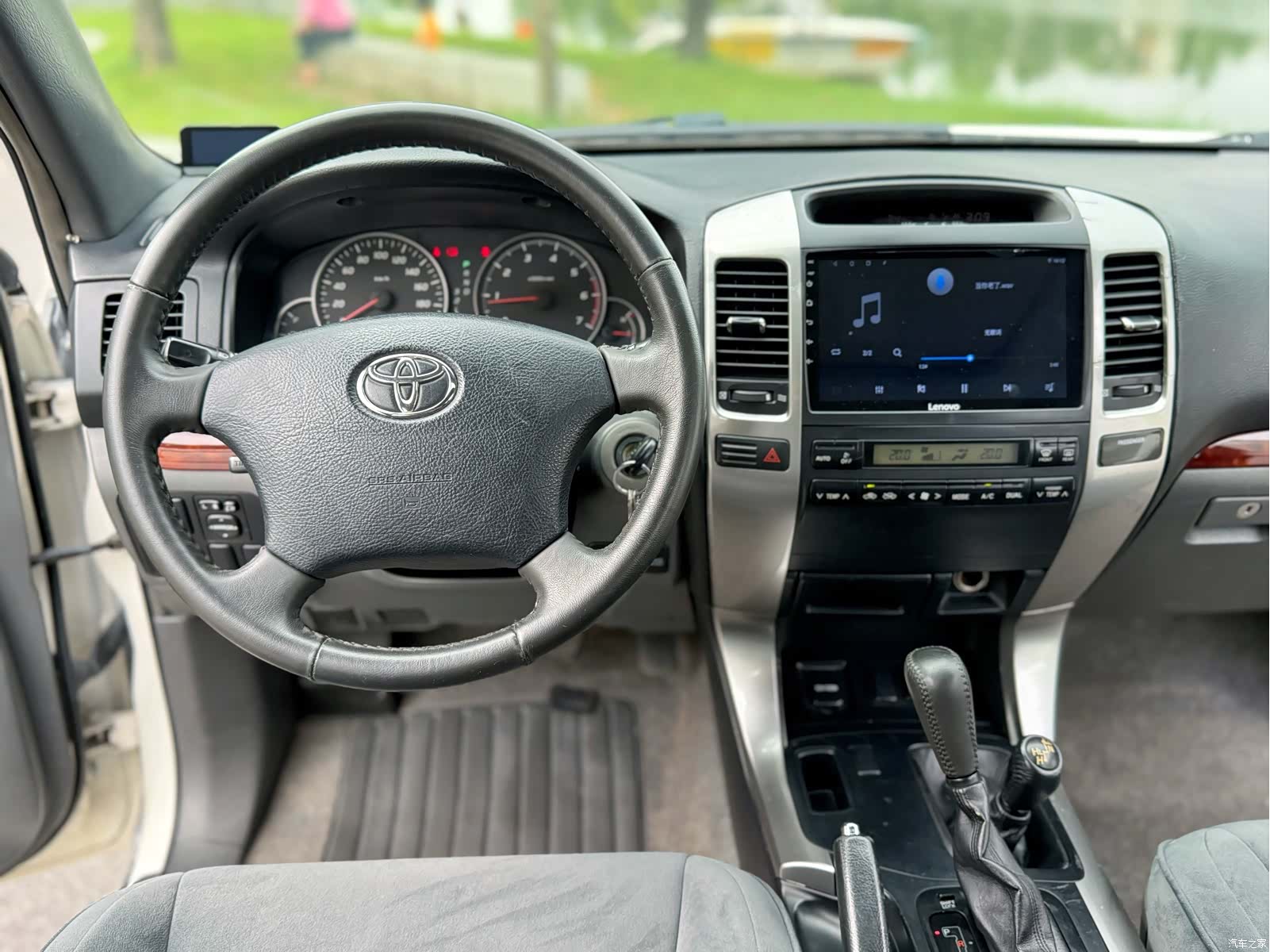 Toyota Prado, 2004 10
