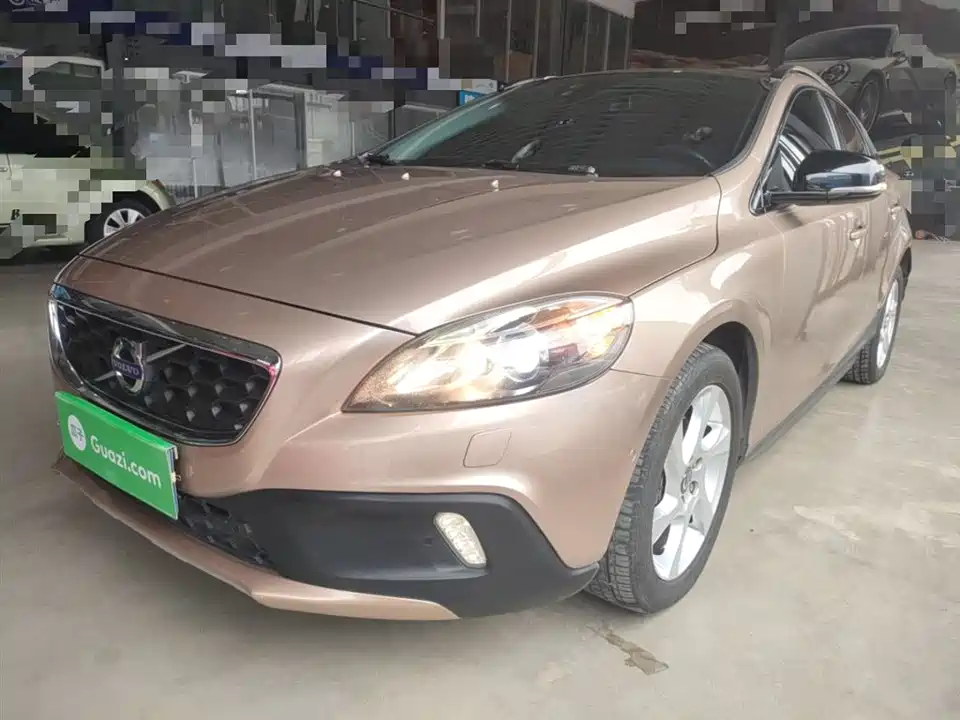 Volvo V40 Volvo V40