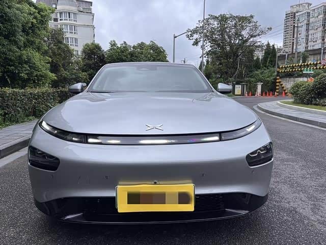 XPENG P7