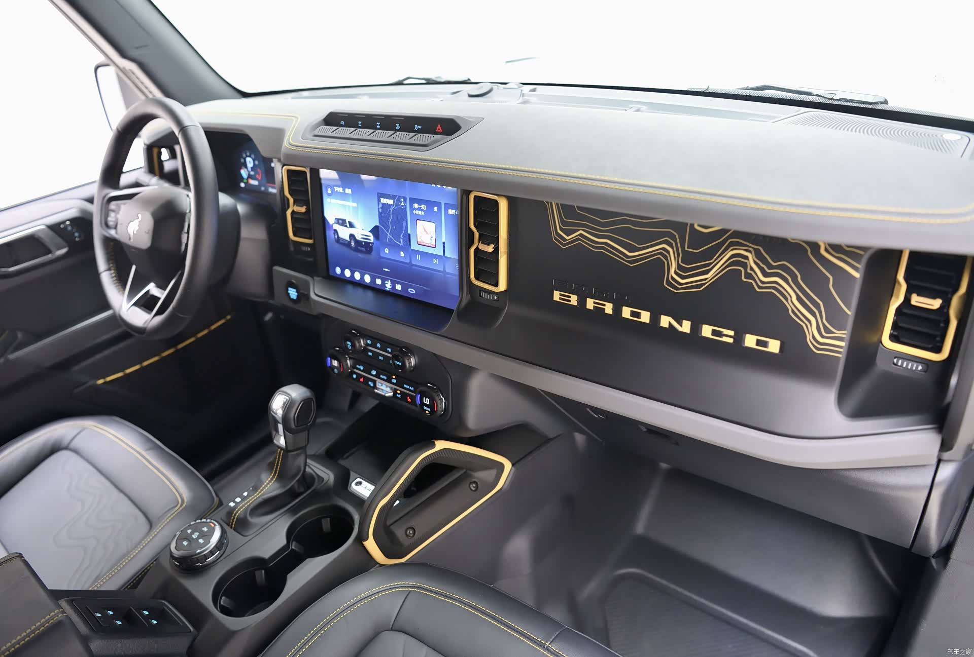 Ford Bronco, 2025 12