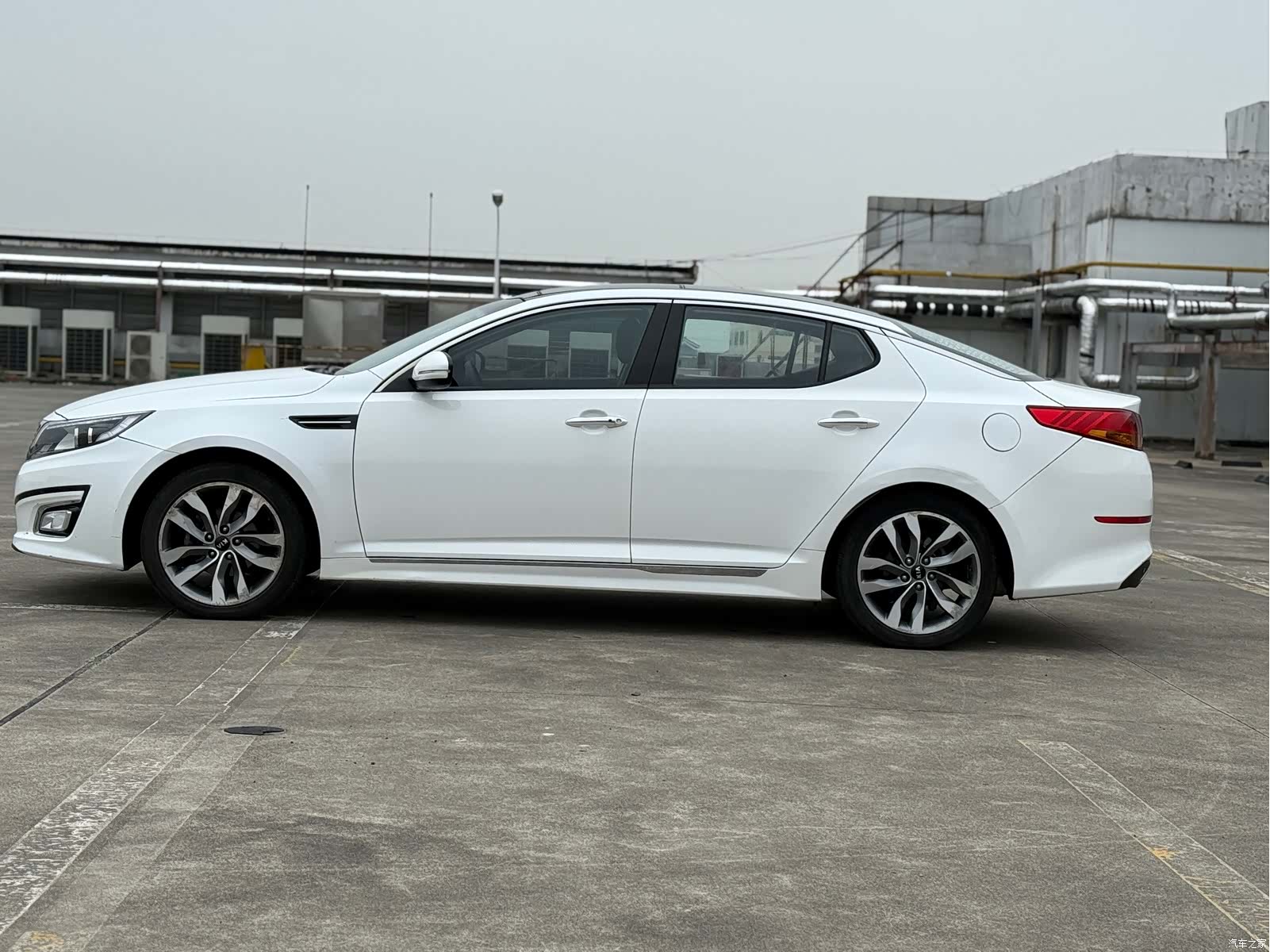 Kia K5, 2013 7
