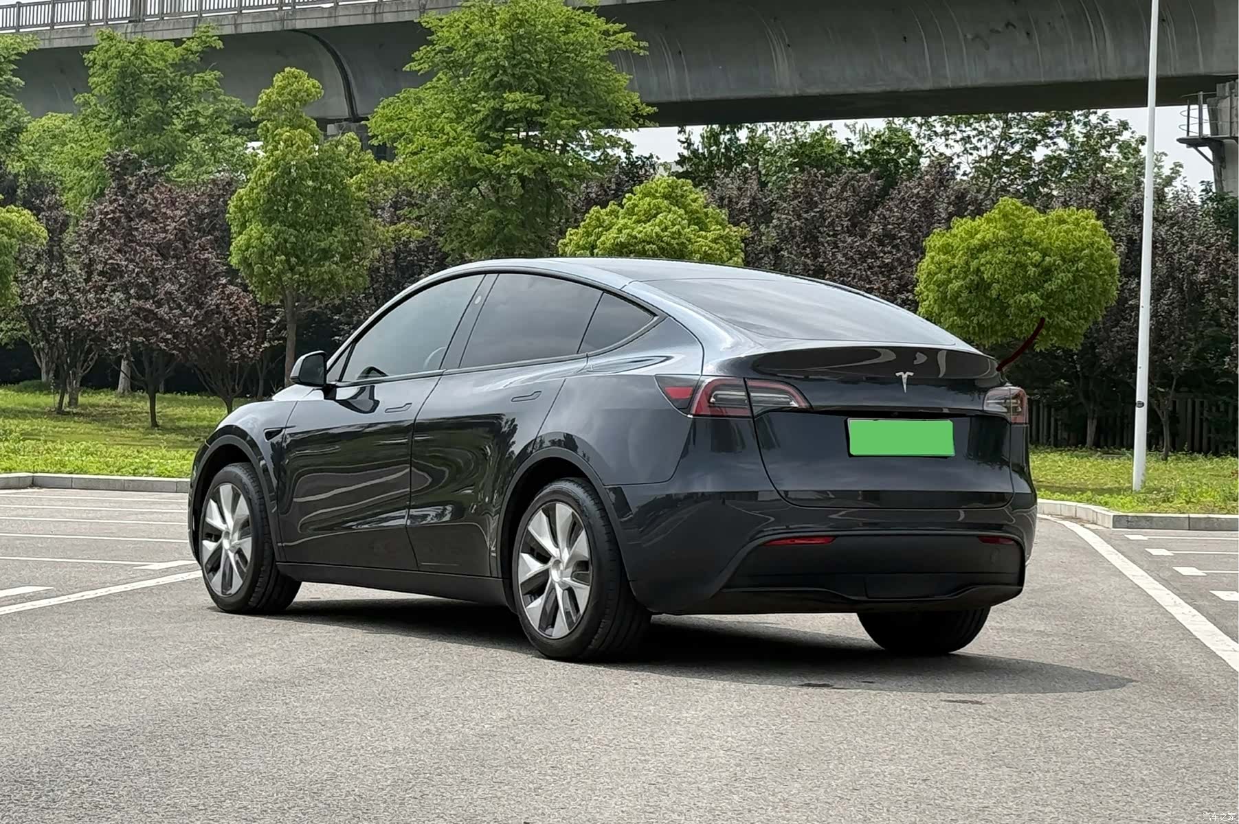 Tesla Model Y, 2022 6