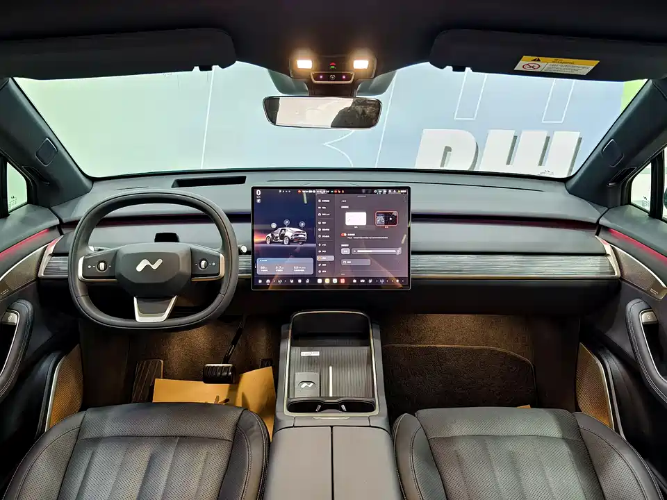 NIO L60 NIO L60