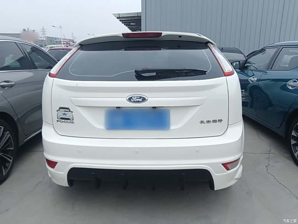 Ford Focus, 2015 4