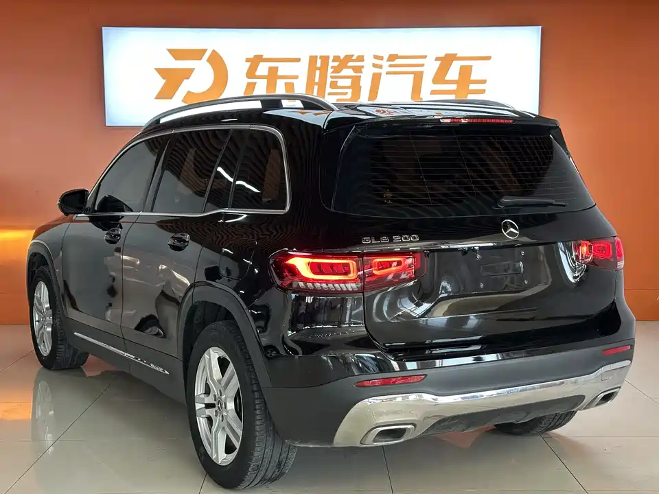Mercedes-Benz GLB Mercedes-Benz GLB