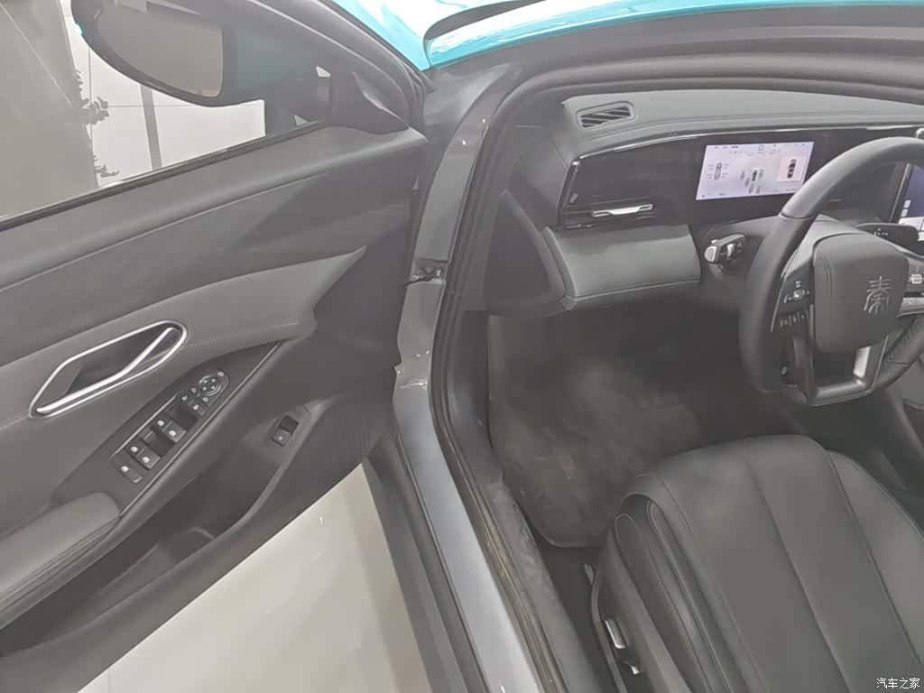BYD Qin, 2025 16